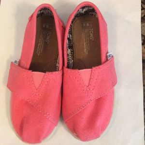 Toms for toddler size T9.5 pink